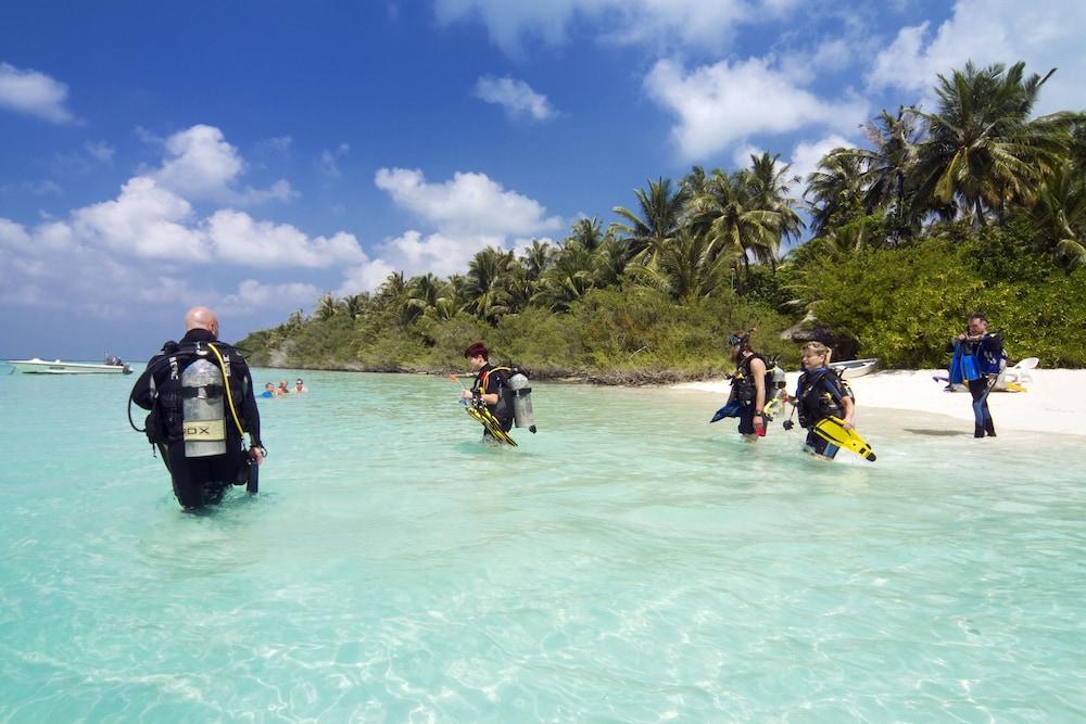 Embudu Village Embudu Island